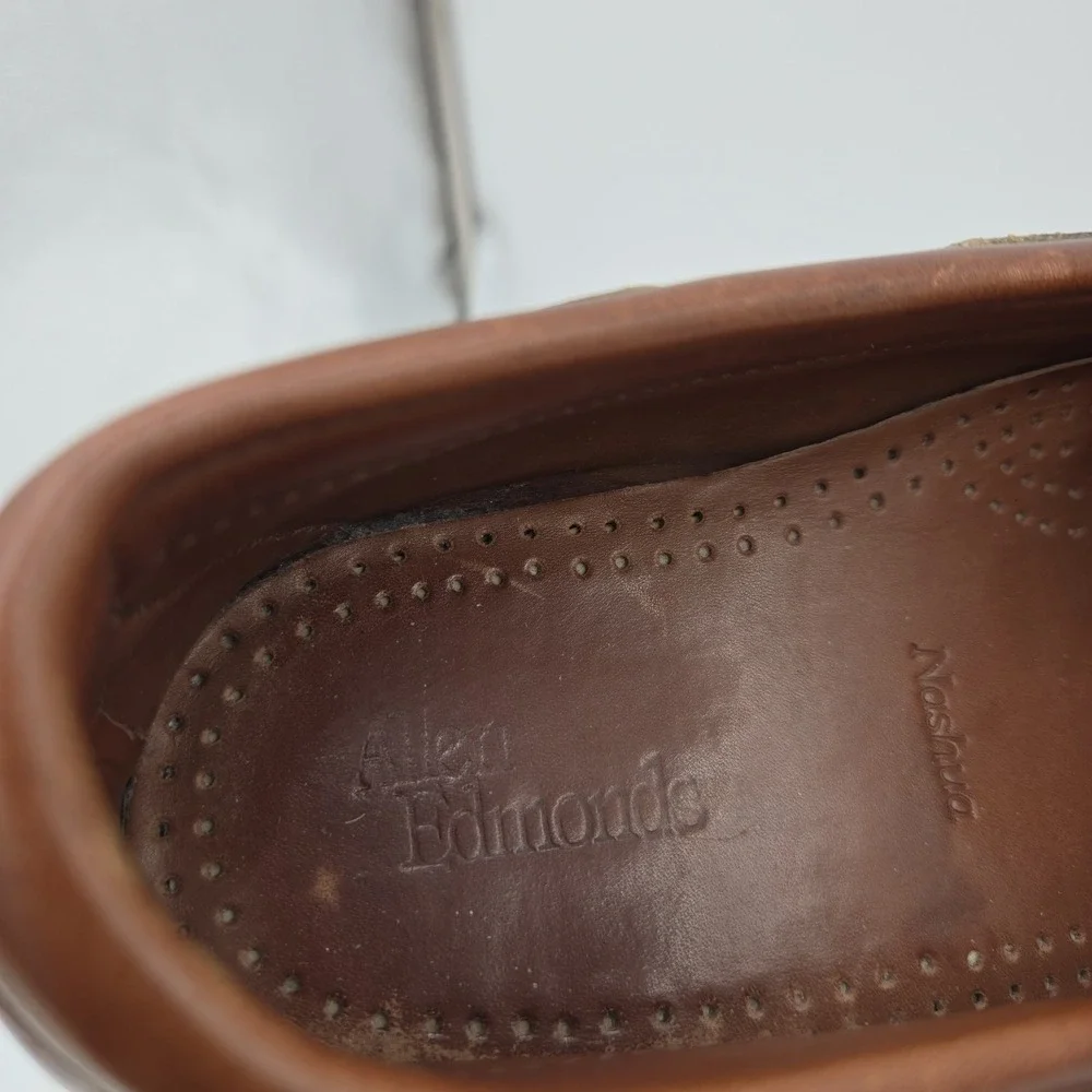 Allen Edmonds Nashua Mens Size 10 D Black/Brown Leather Kiltie Tassel Loafers